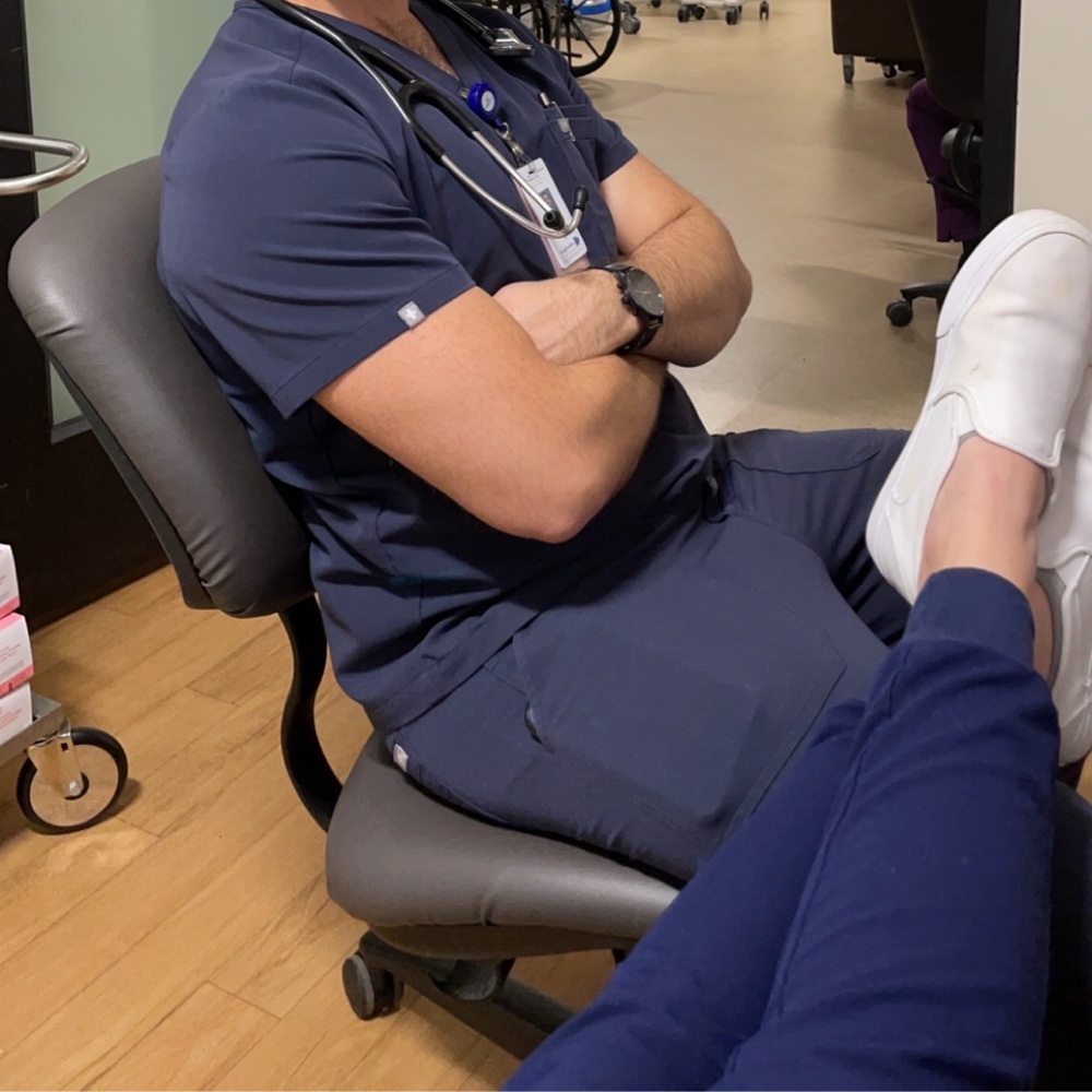 Figs Men’s Cairo Cargo Scrub Pants QUIET NAVY